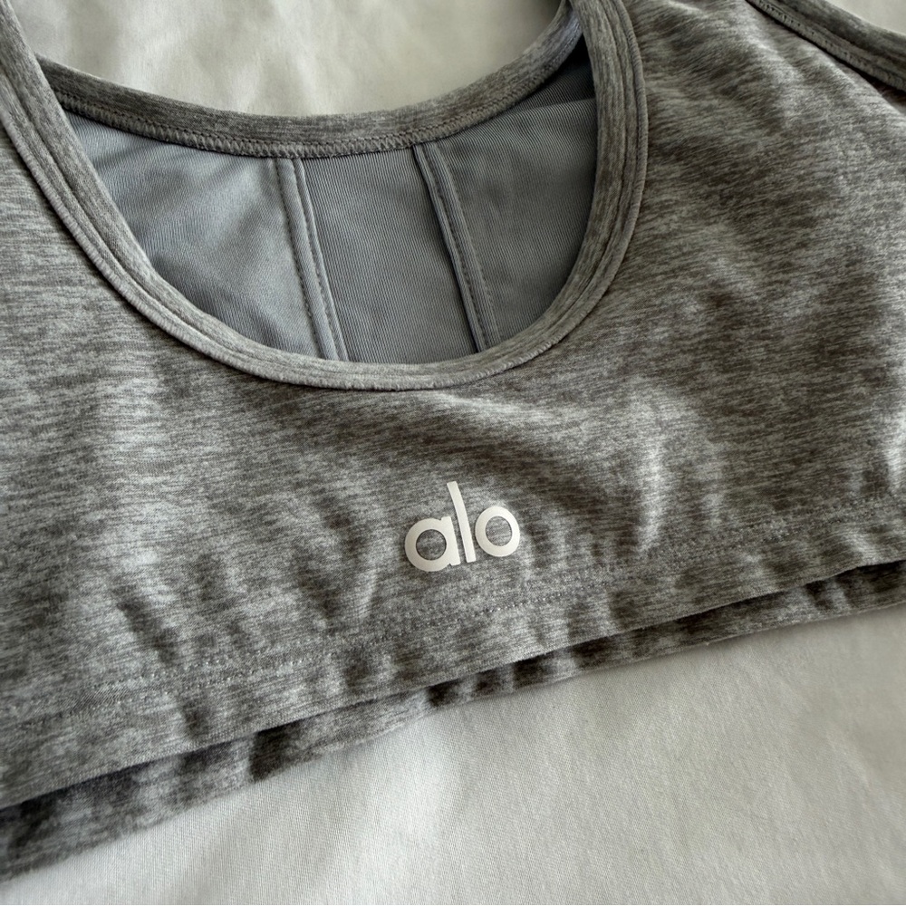 Alo Yoga Alosoft Center Stage Bra Heather Grey Medium Athletic Sports Bra - Picture 8 of 11